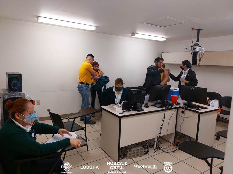 Vacunación en Del Sol 152