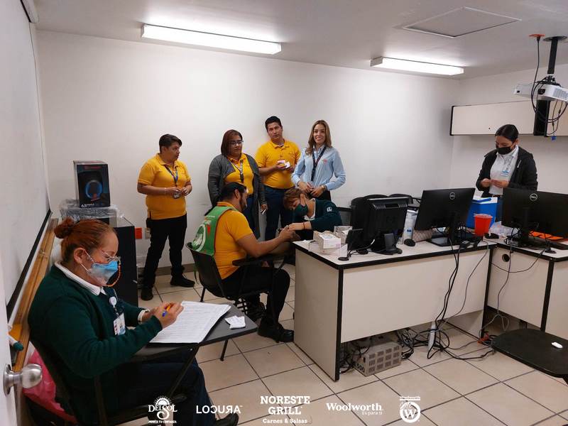 Vacunación en Del Sol 152