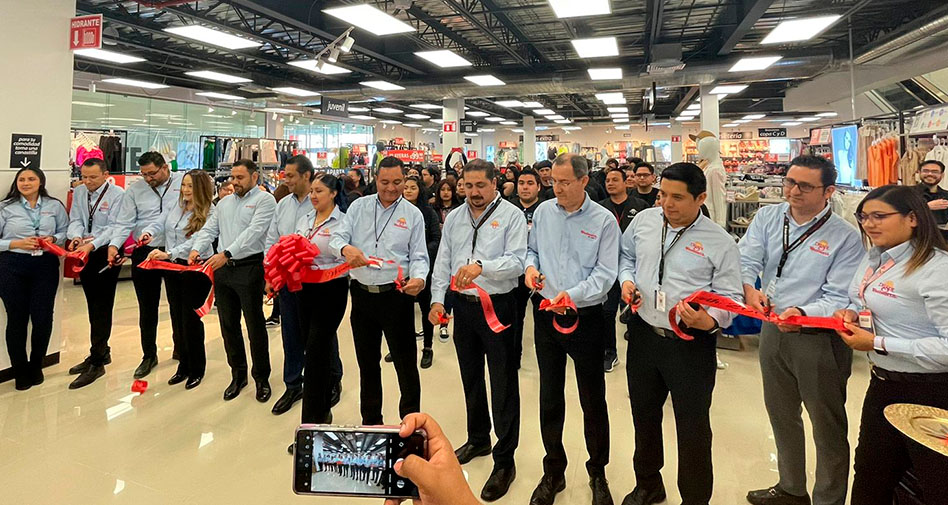 Apertura Woolworth 260 Ensenada