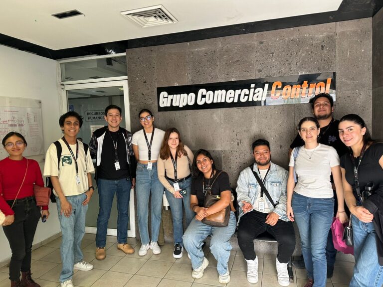 Trainees Compras G19 - Visita CeDis (5)