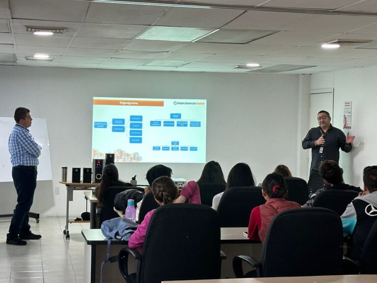 Trainees Compras G19 - Visita CeDis (7)